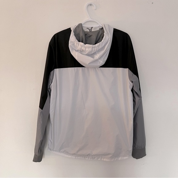 Men Zip-Up Windbreaker with laces - Picture 2 of 6